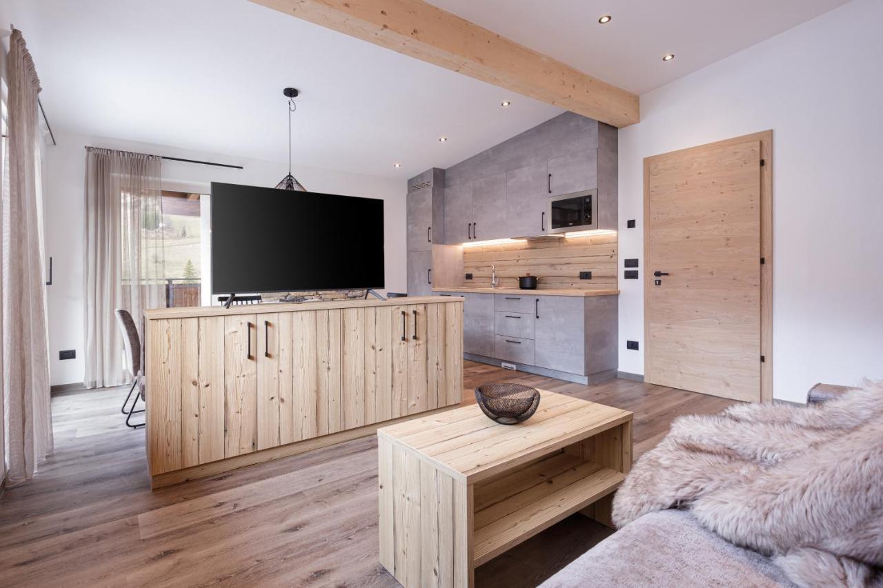Apartments Pragser Wildsee Winklwiese Экстерьер фото